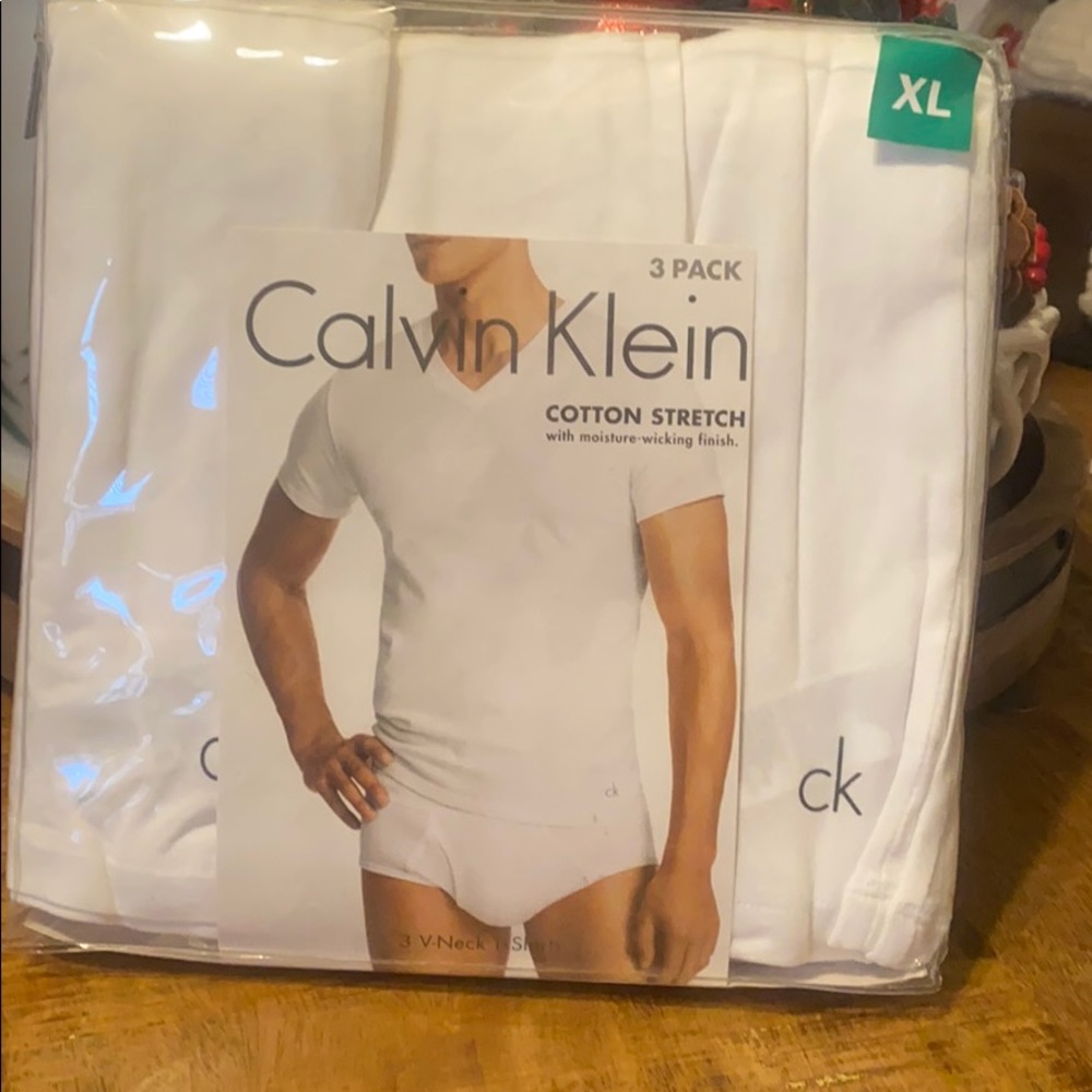 3 Pack Calvin Klein V-Neck T-Shirts